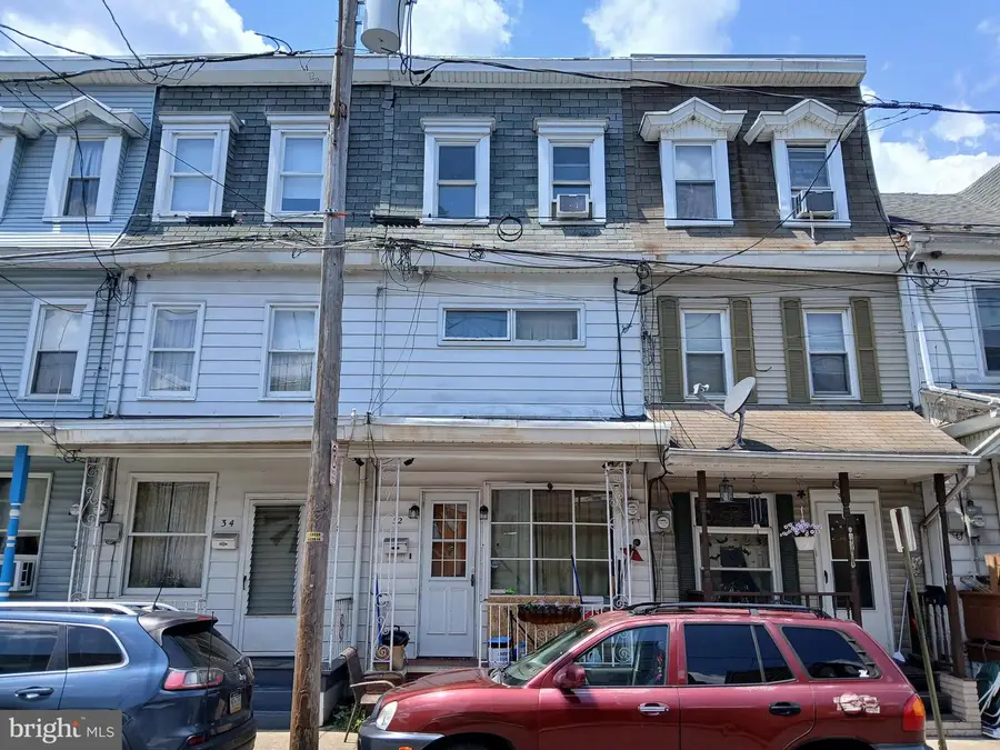 32 S Franklin St, Shamokin, PA 17872 - #2