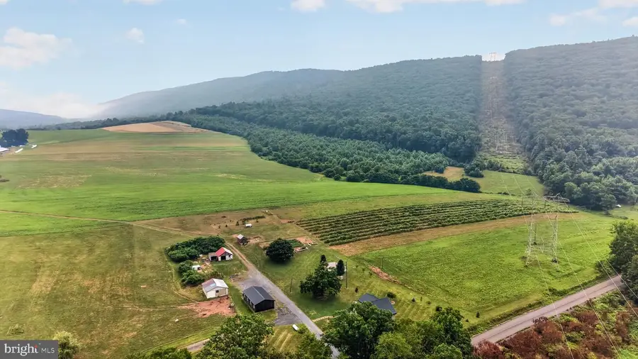 964 Creek Rd, Dornsife, PA 17823 - #3
