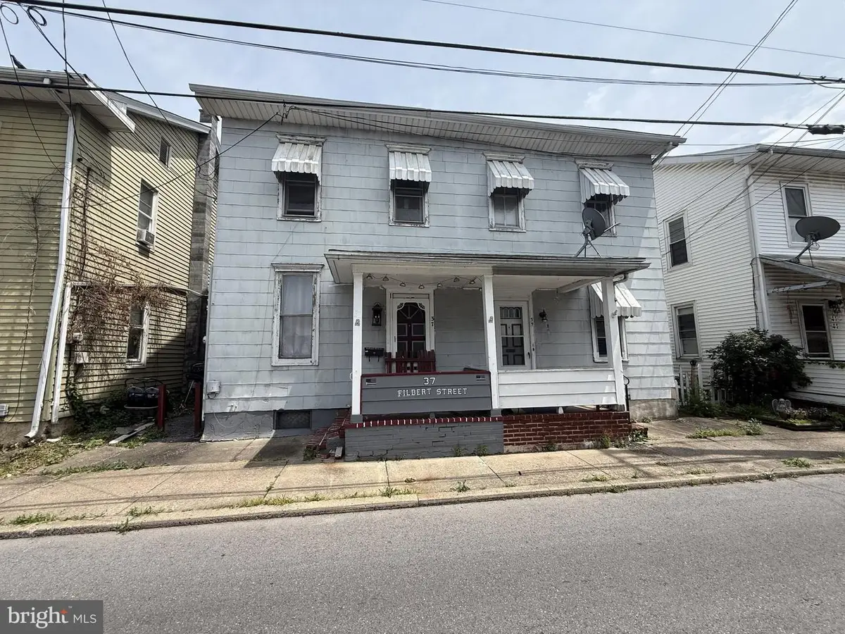 37 & 39 Filbert St, Milton, PA 17847 - #1