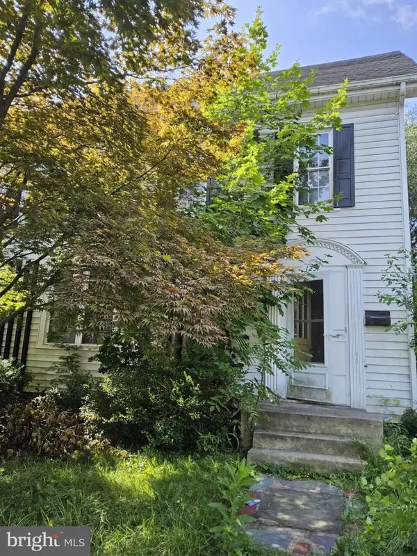 1251 Market St, SUNBURY, PA 17801