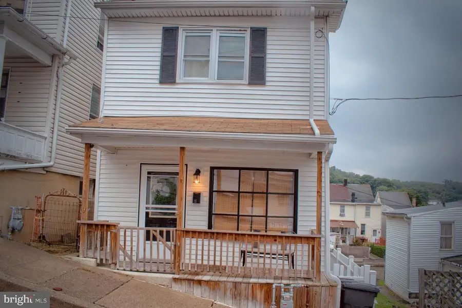 1113 N Shamokin St, Shamokin, PA 17872 - #3