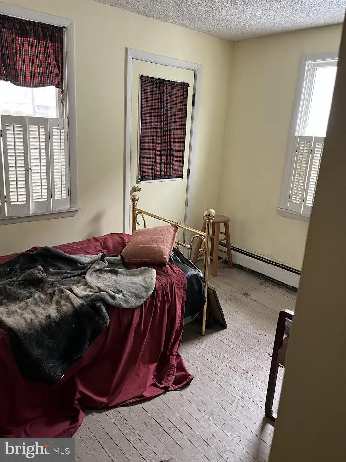 636 Scott St, Kulpmont, PA 17834 - #3