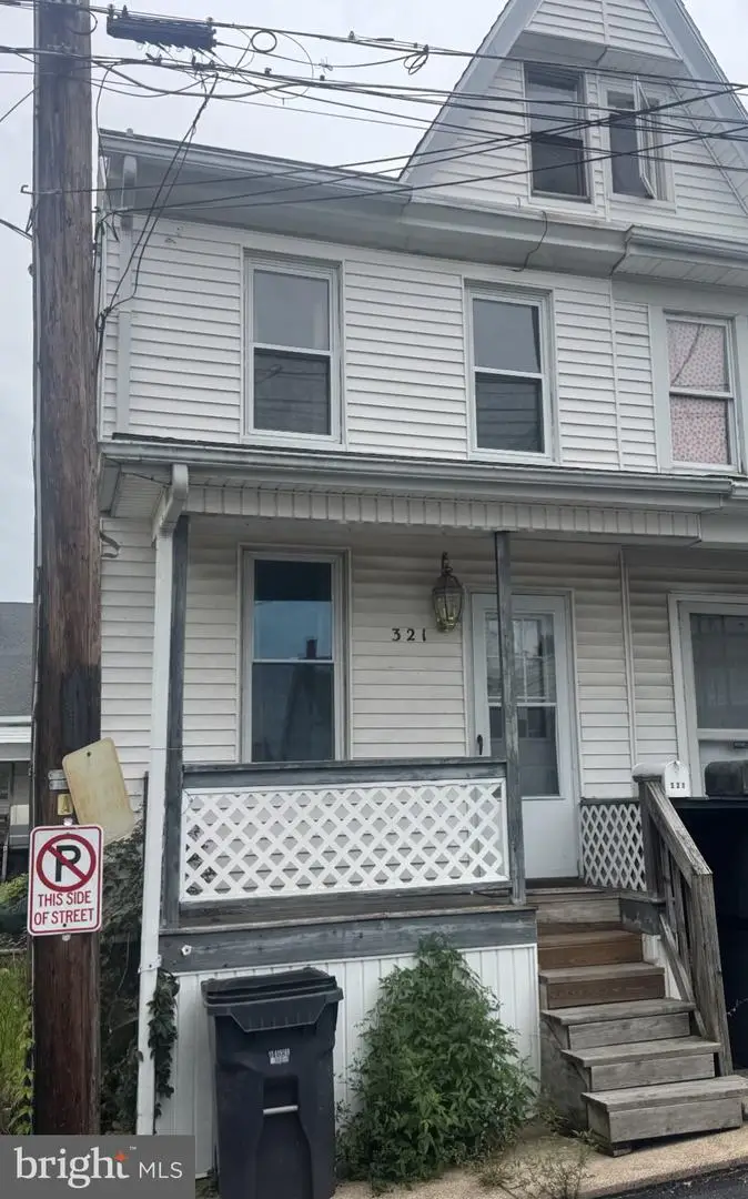 321 S Grape St, Mount Carmel, PA 17851 - #1