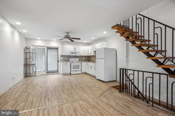 2654 Bonaffon St, PHILADELPHIA, PA 19142