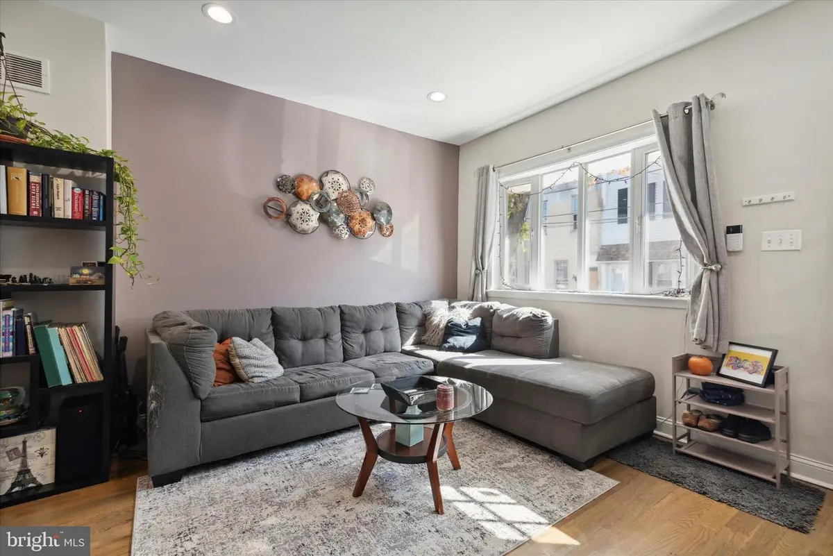 3152 Agate St, Philadelphia, PA 19134 - #1