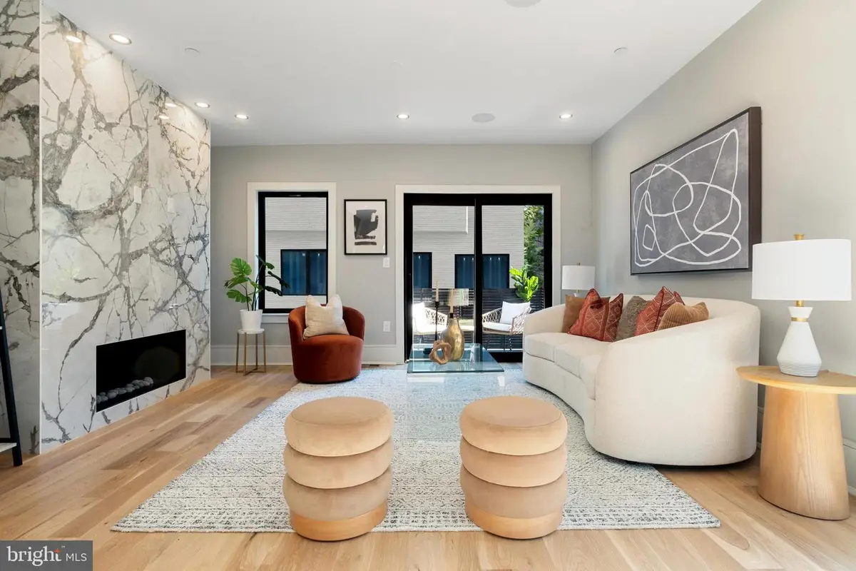 706 Latona St #i, Philadelphia, PA 19147 - Image #1