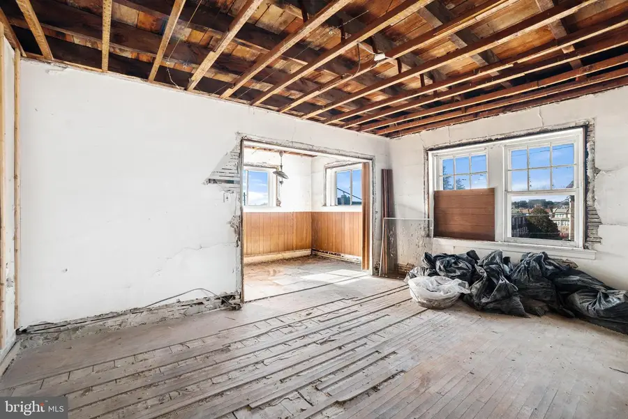 1450 W Grange Ave, Philadelphia, PA 19141 - #3