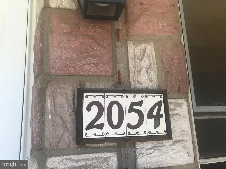 2054 Anchor St, Philadelphia, PA 19124 - Image #2