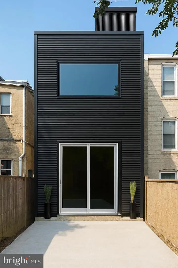 537 Titan St, Philadelphia, PA 19147 - Image #2