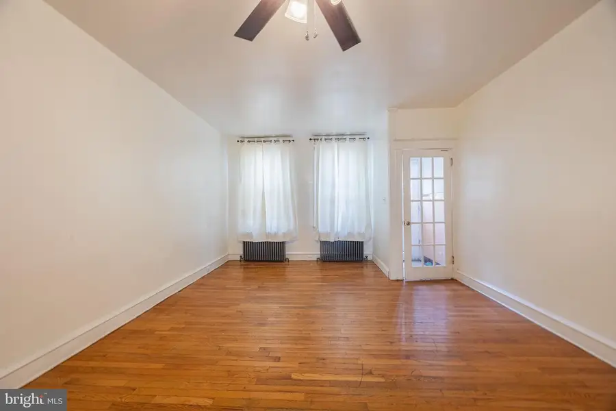 1731 S Chadwick St, Philadelphia, PA 19145 - Image #2