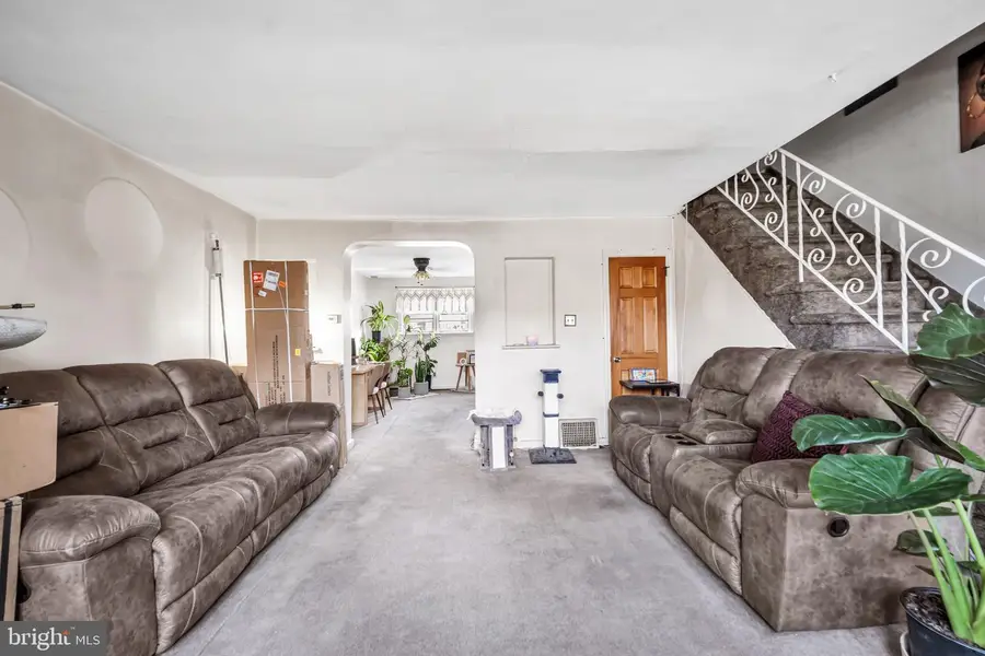 7133 Walker St, Philadelphia, PA 19135 - Image #2