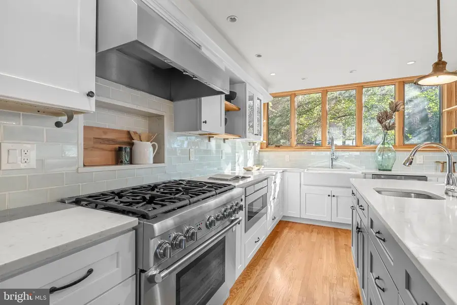 2033 Naudain St, Philadelphia, PA 19146 - Image #3