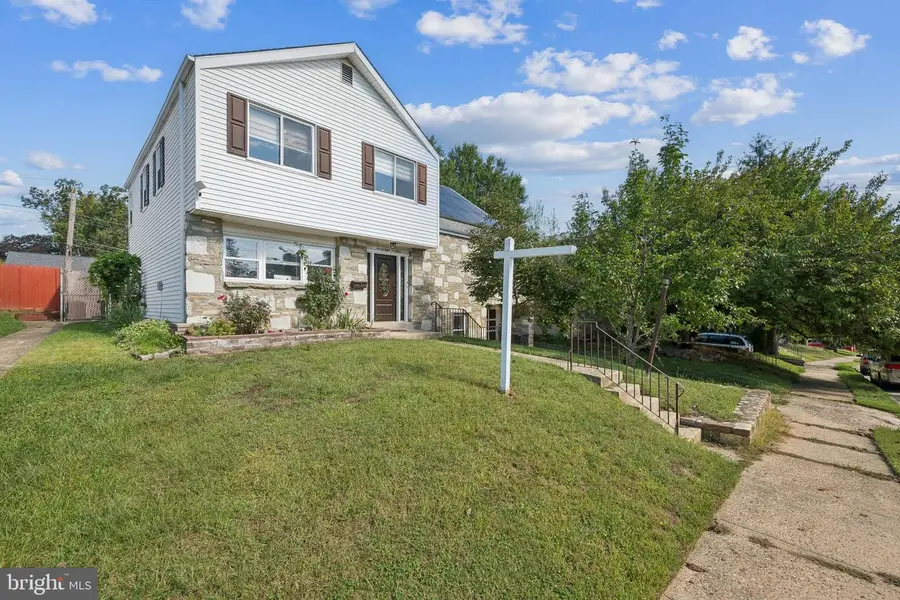 9810 Bridle Rd, Philadelphia, PA 19115 - Image #2