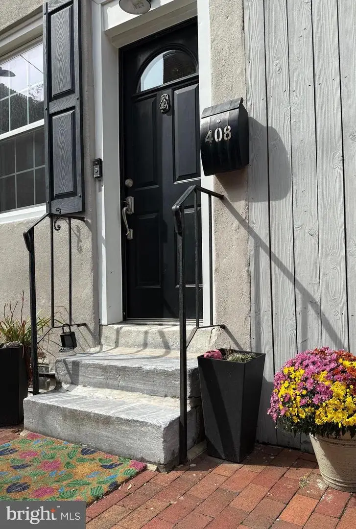 408 S Alder St, Philadelphia, PA 19147 - Image #2