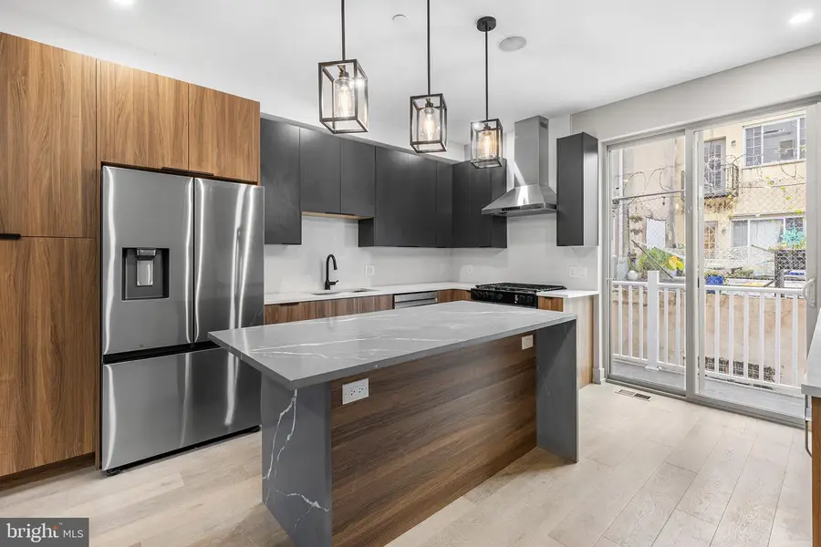 2340 Alter St, Philadelphia, PA 19146 - Image #2