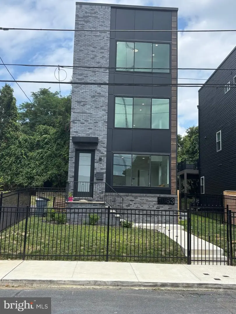6983 Silverwood St, Philadelphia, PA 19128 - Image #2