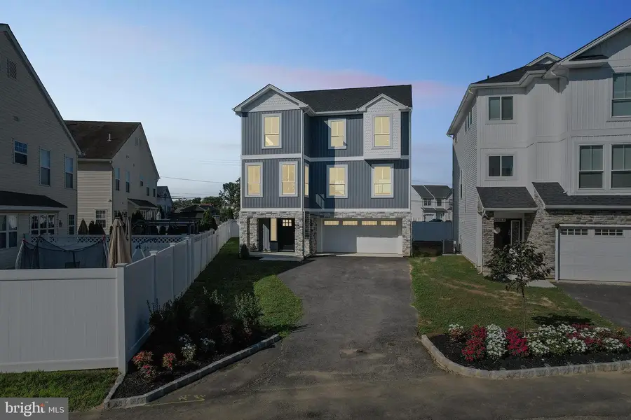 9838 Legion St W #3, Philadelphia, PA 19114 - Image #3