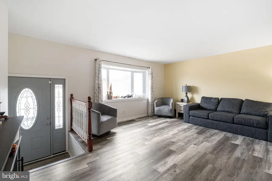 12313 Dunks Ferry Rd, Philadelphia, PA 19154 - Image #3