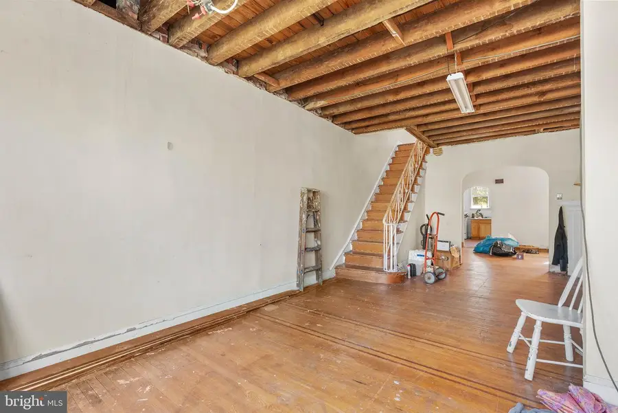 7117 Charles St, Philadelphia, PA 19135 - Image #2