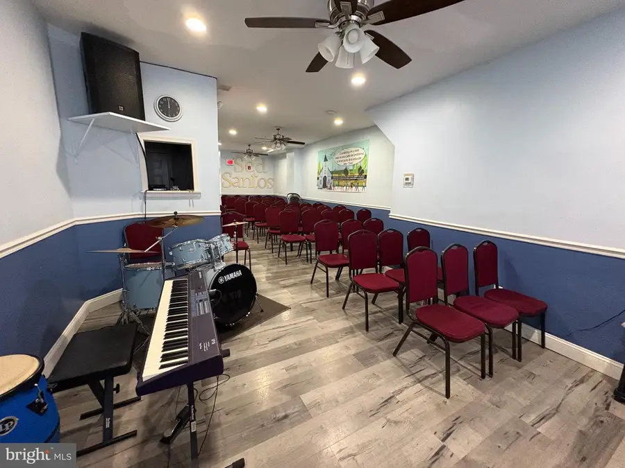 3040 N 6th St, Philadelphia, PA 19133 - Image #2