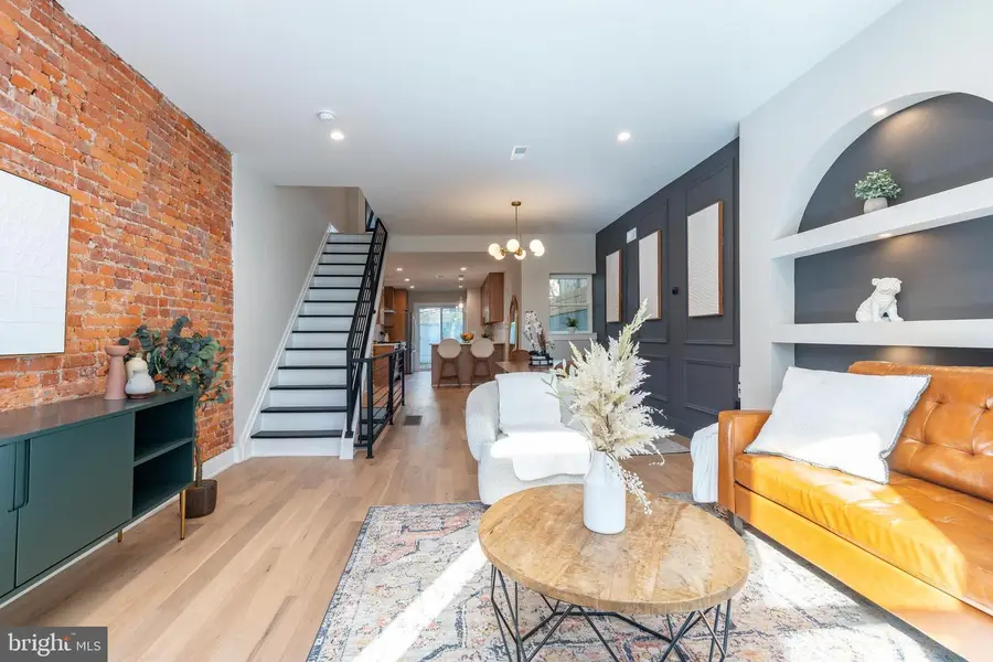 2033 Dickinson St, Philadelphia, PA 19146 - Image #2