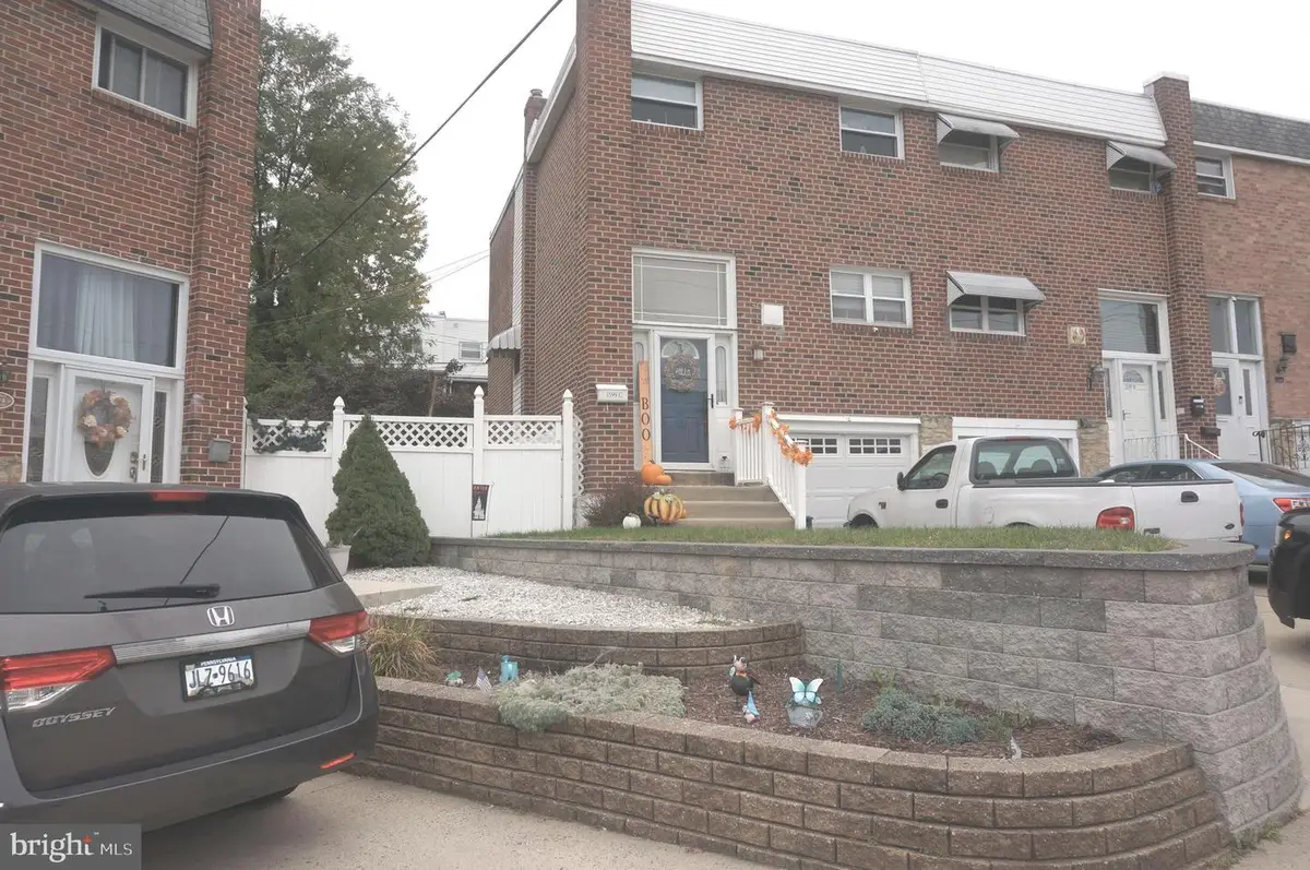 3599c Nottingham Ln, Philadelphia, PA 19114 - Image #1