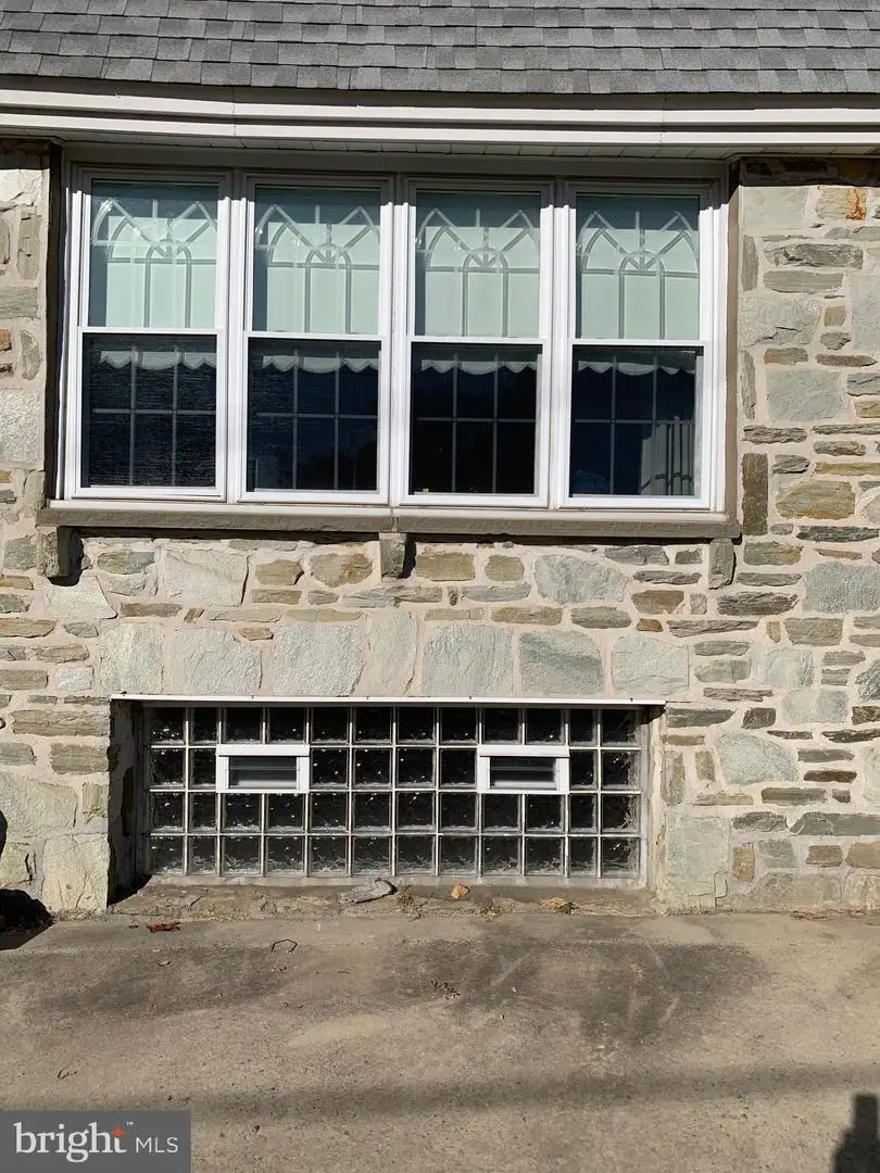 8806 Lister St, Philadelphia, PA 19152 - Image #1