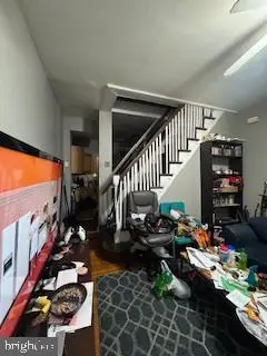 530 N 35th St, Philadelphia, PA 19104 - #3