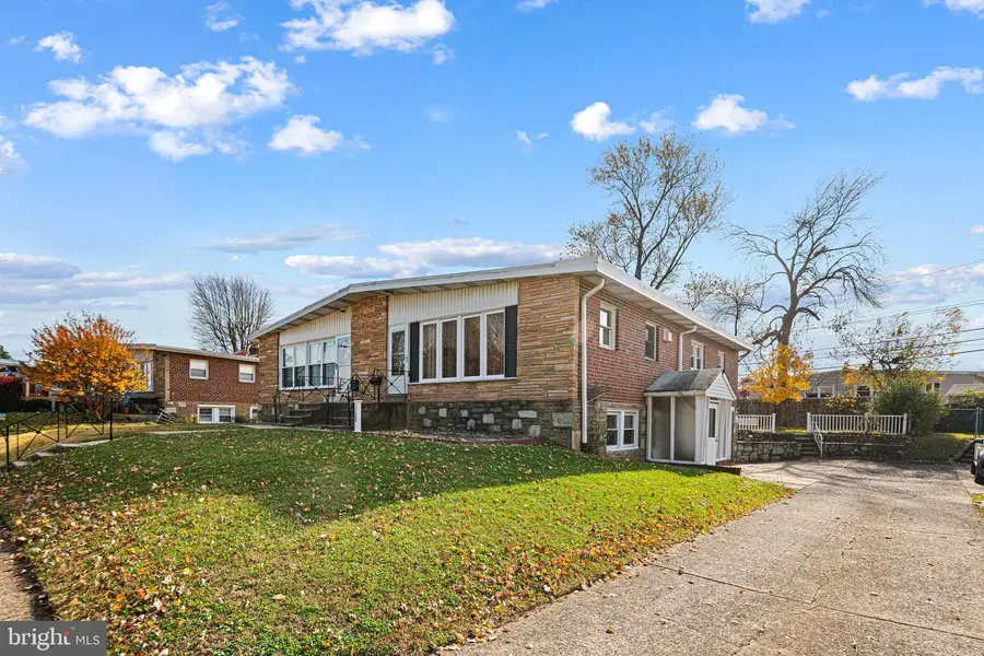 1108 Bingham St, Philadelphia, PA 19115 - Image #2