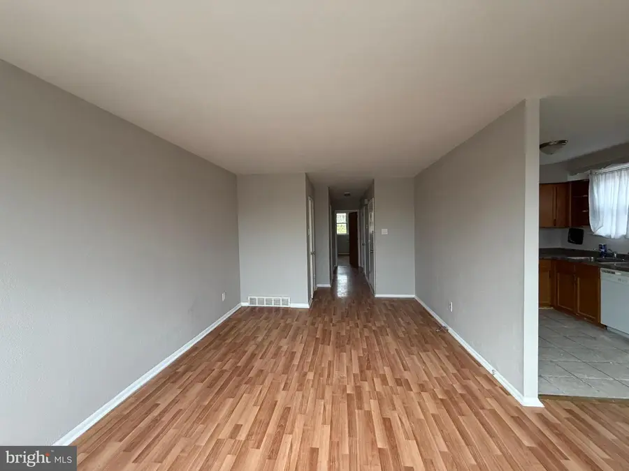 228 Erica St, Philadelphia, PA 19116 - Image #3