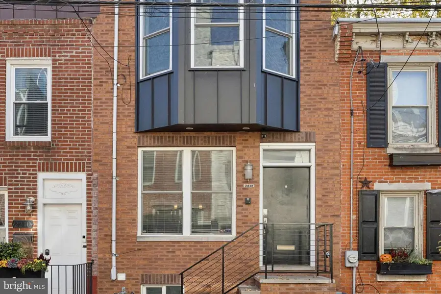 2212 Montrose St, Philadelphia, PA 19146 - Image #2