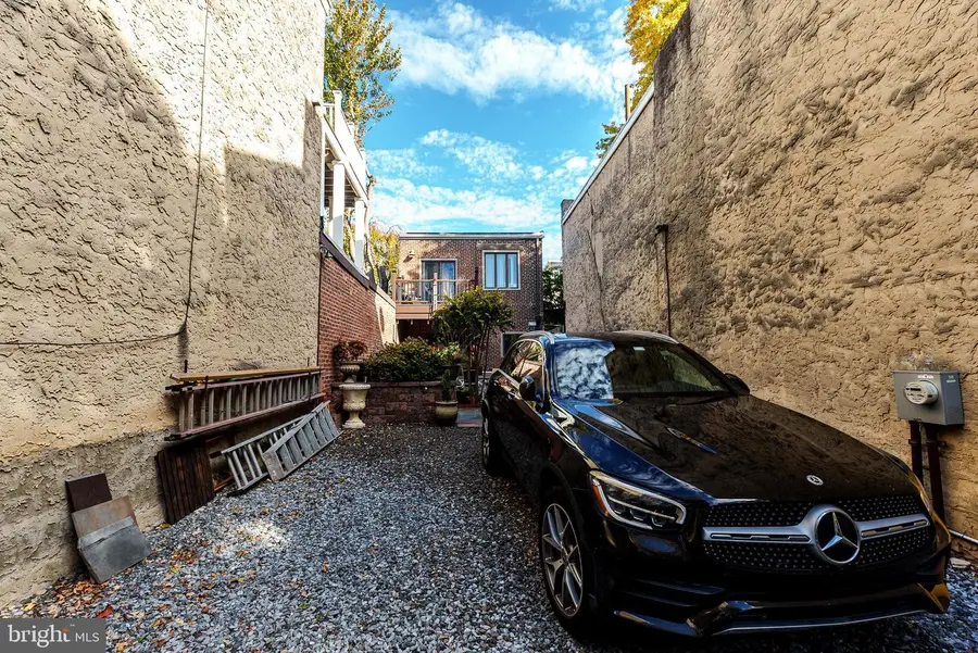 225 Montrose St, Philadelphia, PA 19147 - Image #3