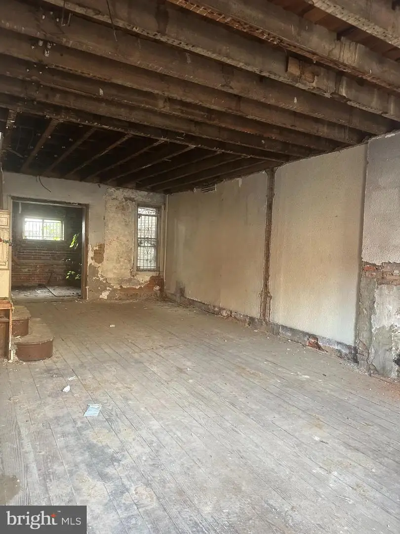 1628 Latona St, Philadelphia, PA 19146 - Image #2