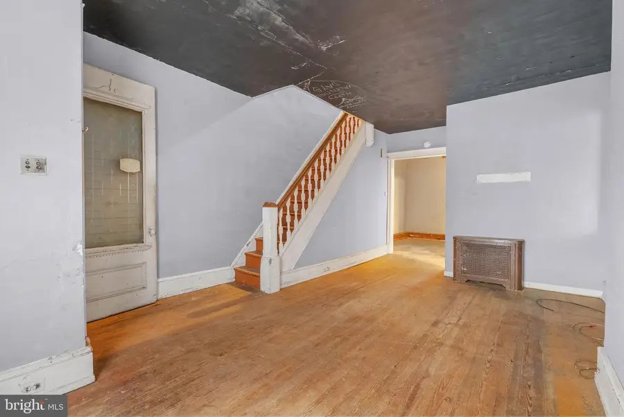 3063 E Thompson St, Philadelphia, PA 19134 - Image #2