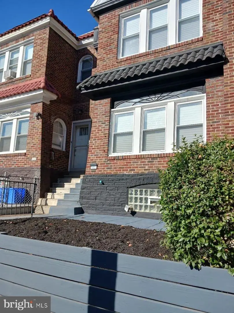 1807 Ashley St, Philadelphia, PA 19126 - Image #2