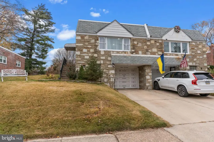 1117 Surrey Rd, Philadelphia, PA 19115 - Image #2