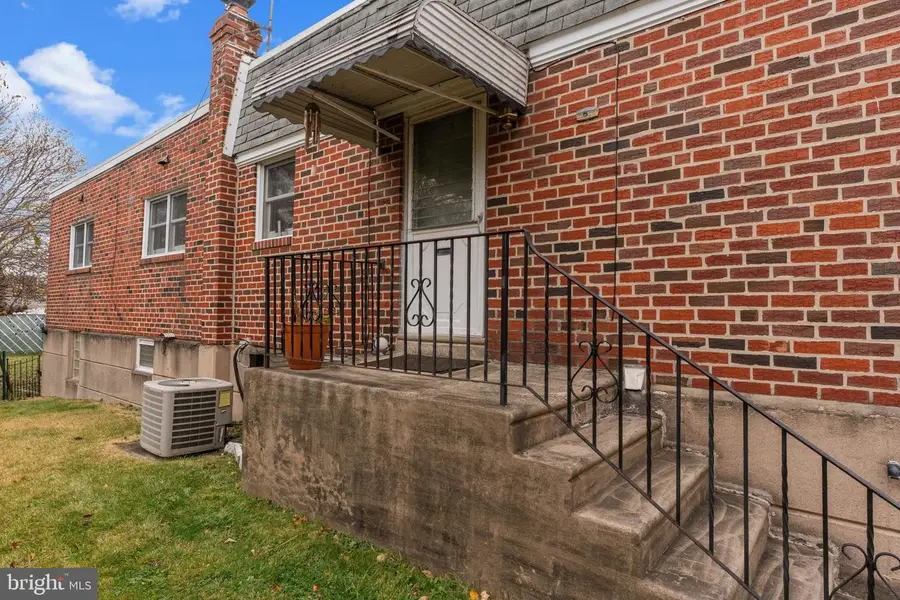 1117 Surrey Rd, Philadelphia, PA 19115 - Image #3
