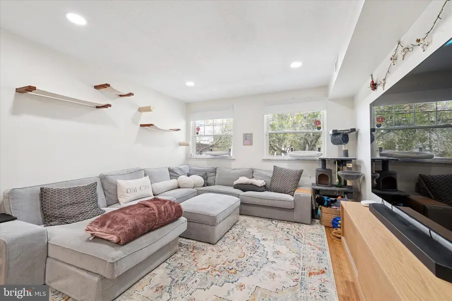 517 S 6th St #b, Philadelphia, PA 19147 - Image #3