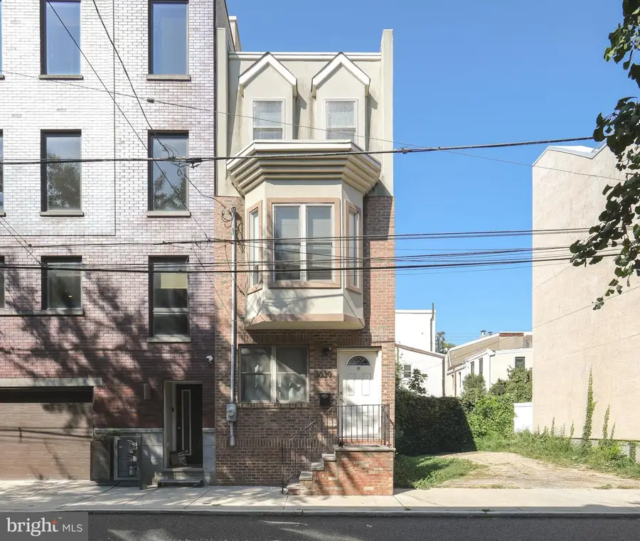1030 N Leithgow St, Philadelphia, PA 19123 - Image #3
