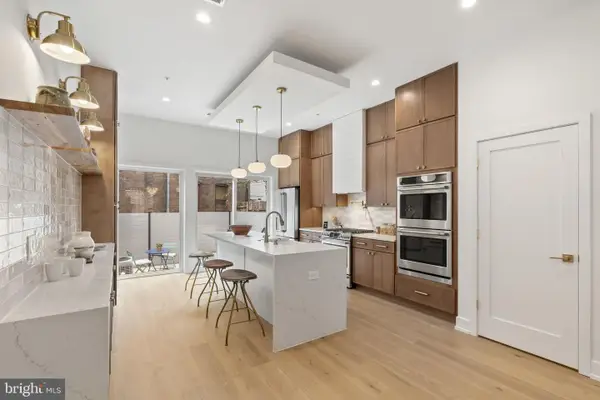 2214 E Gordon St, PHILADELPHIA, PA 19125