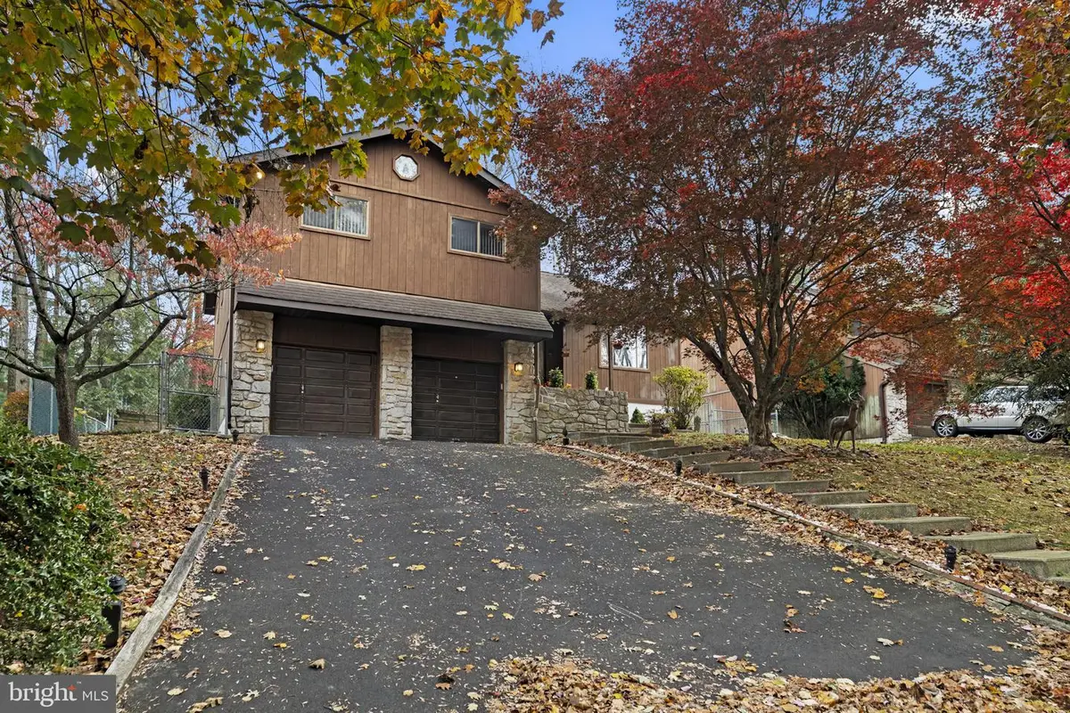 945 Manatawna Ave, Philadelphia, PA 19128 - Image #1