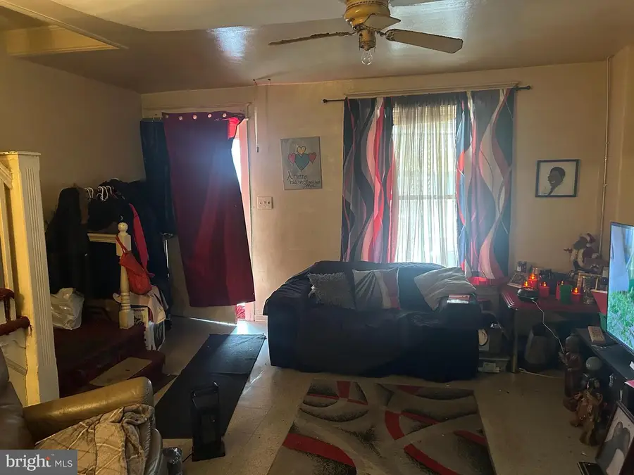 2548 S Millick St, Philadelphia, PA 19142 - Image #3