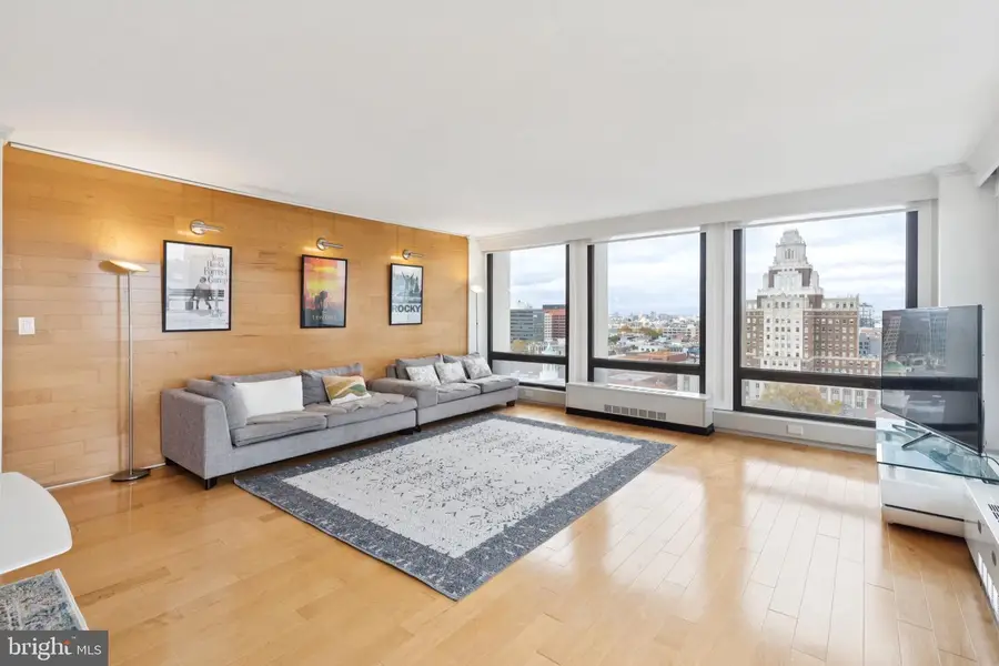 210 Locust St #15aw, Philadelphia, PA 19106 - Image #3