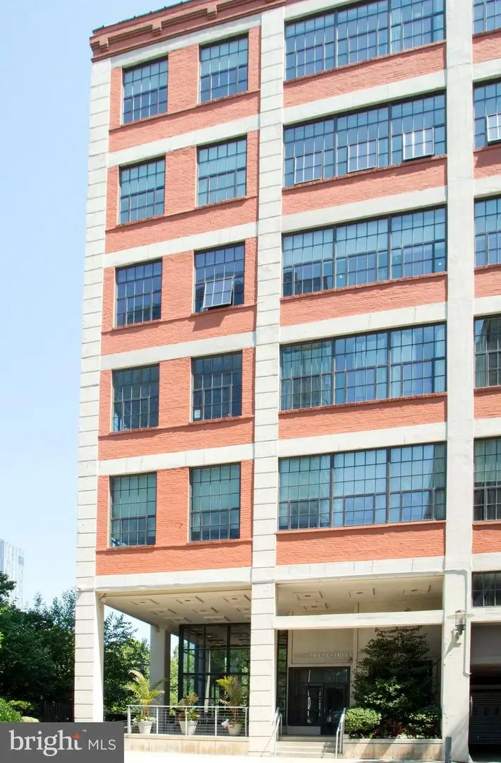 2429 Locust St #411, Philadelphia, PA 19103 - Image #1