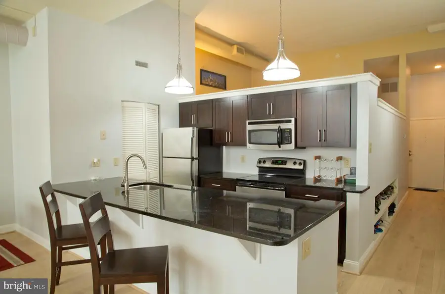 2429 Locust St #411, Philadelphia, PA 19103 - Image #3