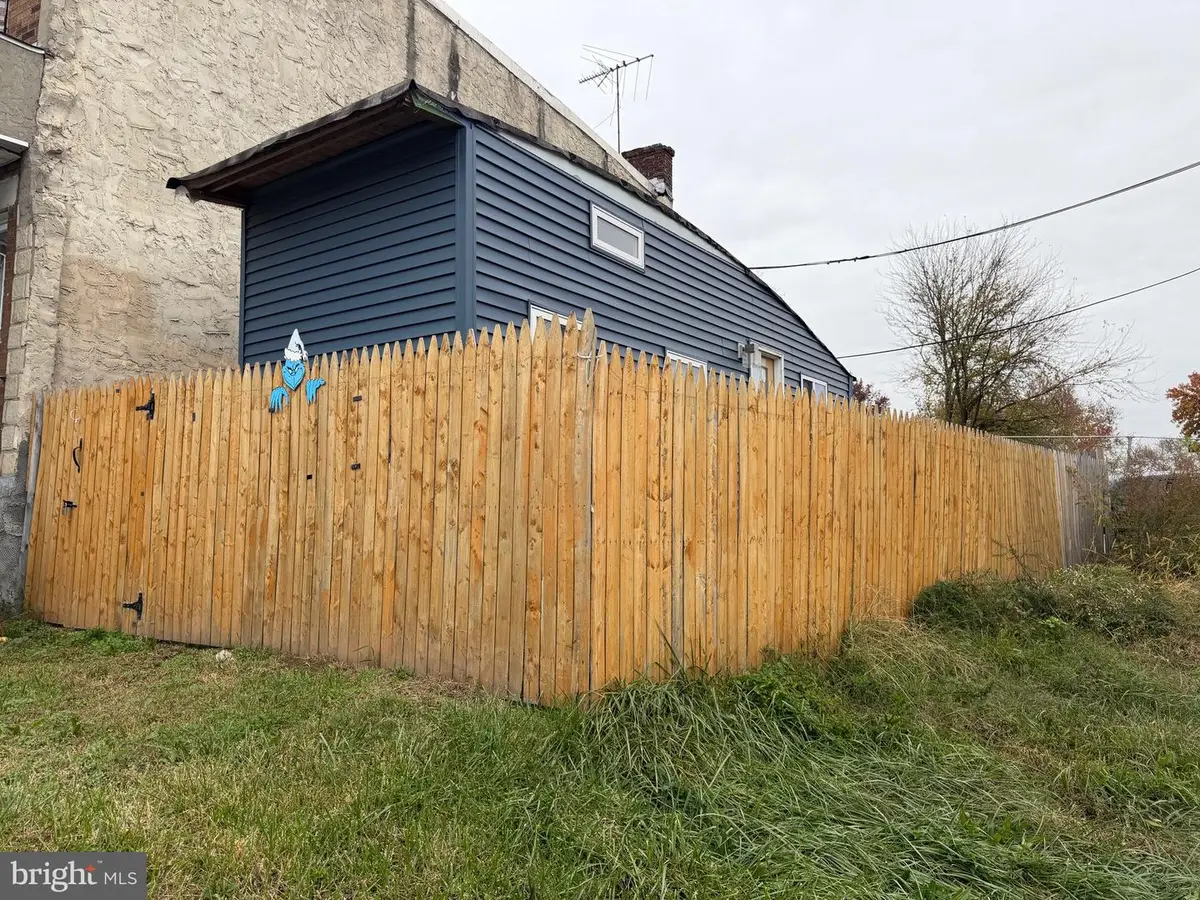 166-1/2 W Albanus St, Philadelphia, PA 19120 - Image #1