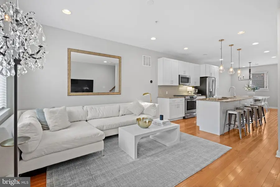 104 Turner St, Philadelphia, PA 19122 - Image #2