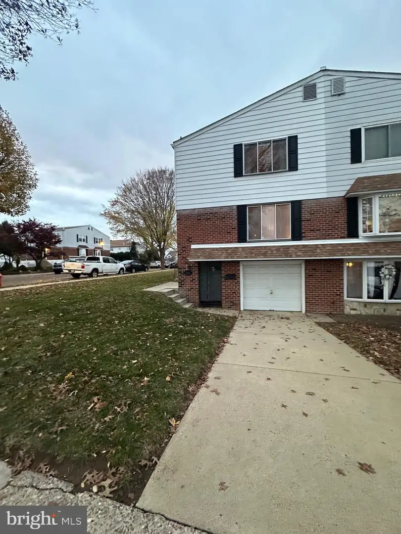 13020 Kelvin Ave, Philadelphia, PA 19116 - Image #1