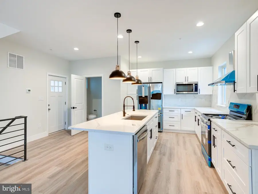 630 Moyer, Philadelphia, PA 19125 - Image #3