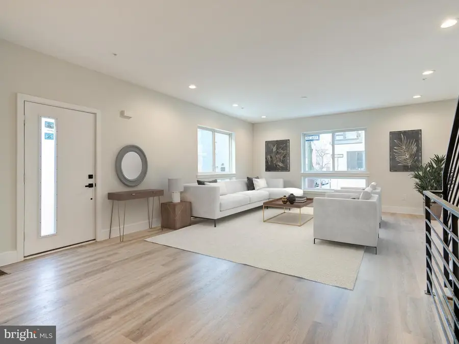 632 Moyer St, Philadelphia, PA 19125 - Image #2